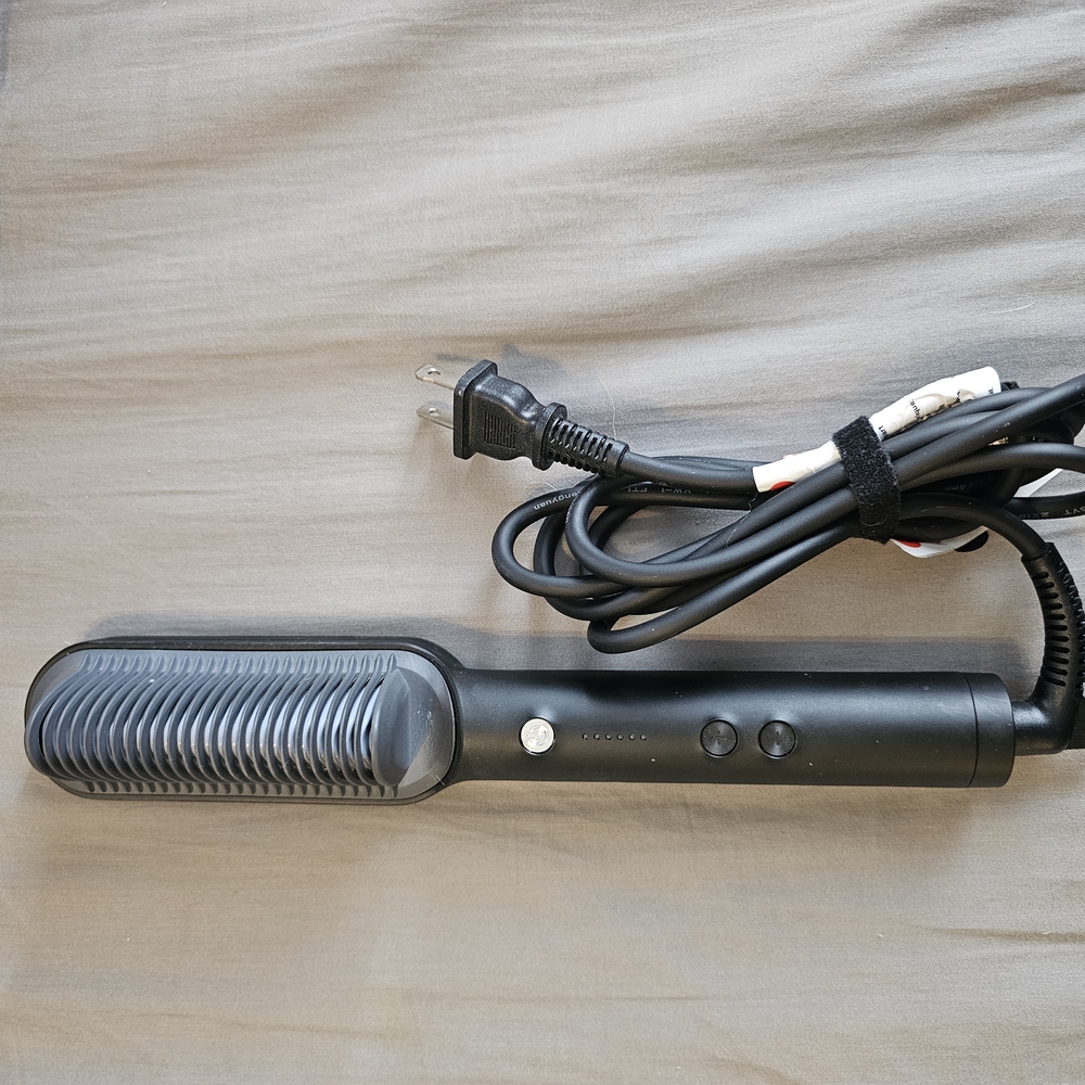 Black Heated Hair Styling Tool with Grooved Brush Head